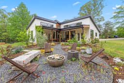 Modern Countryside Retreat - Home & Guest Apt