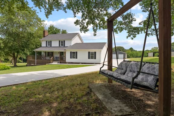 Spacious Multi Family Estate, Sleeps 29; Teams, Reunions - Image 2